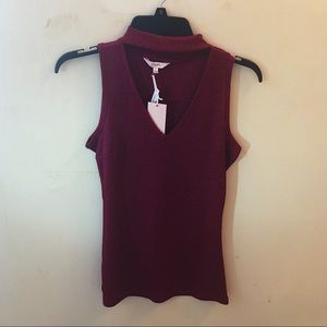 V neck tank top